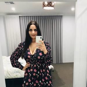 Meet your Posher, Deepika